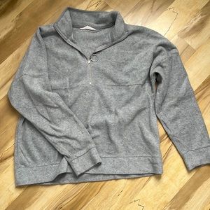 grey crew neck